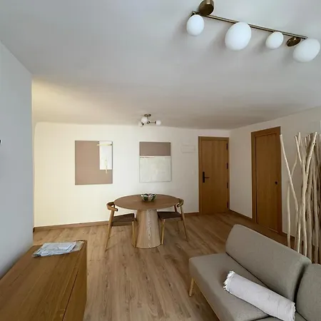 Loliqui 9 - 4a Апартаменты